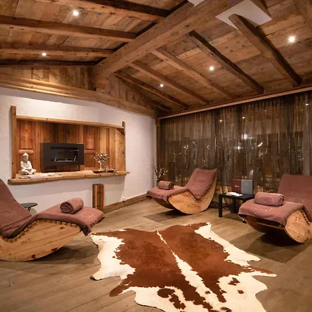 Hotel Du Pas De L'ours Relais Et Châteaux 5*