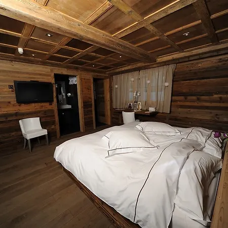 Du Pas De L'ours Relais Et Châteaux Hotel