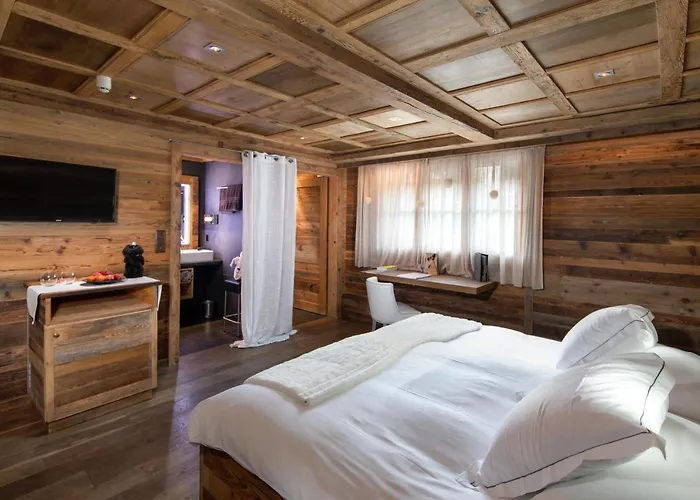 Otel Du Pas De L'ours 