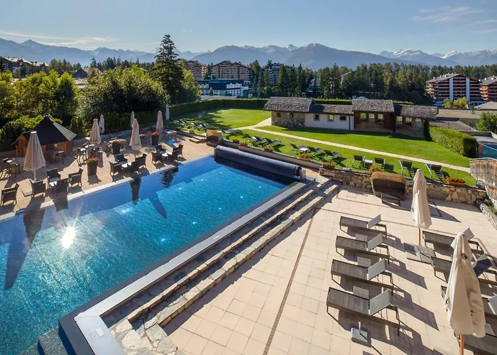 Du Pas De L'ours Relais Et Châteaux Hotel 5*