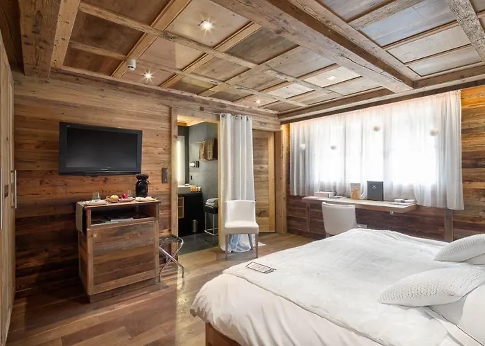 Du Pas De L'ours Relais Et Châteaux Hotel